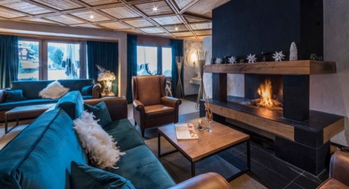 Hotel Caprice, Wengen ski chalet, image 2